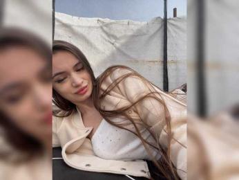 -_-_-------- — Bongacams stream photo (Apr 2026)