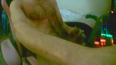 Guill94mo — Cam4 stream photo (Apr 2026)