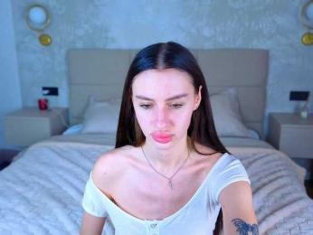 SnowWhiteee — bongacams