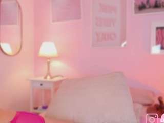 little-natt — Camsoda stream photo (Mar 2026)