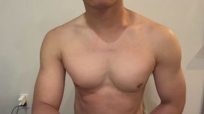 newbenson — Cam4 stream photo (Apr 2026)