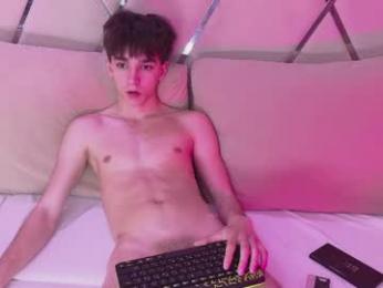 moodcontroller — Chaturbate stream photo (Jun 2026)