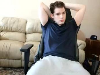camerondt — 在 chaturbate 直播的网络摄像头模特