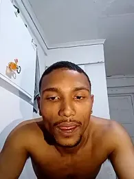 TOBY_BALLZ — 在 stripchat 直播的网络摄像头模特