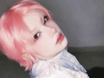 YuriKay — 在 livejasmin 直播的网络摄像头模特