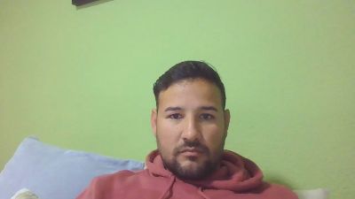 chicomal32 — Cam4 stream photo (Feb 2026)