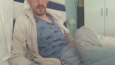 mec520 — 在 cam4 直播的网络摄像头模特