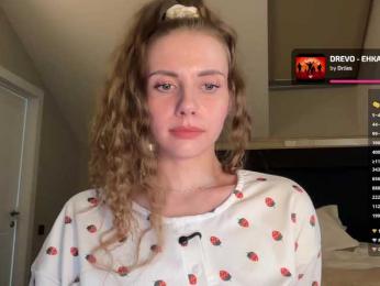 VikkiExtraCheese — bongacams