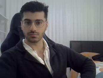 fortiori8 — Chaturbate stream photo (Apr 2026)