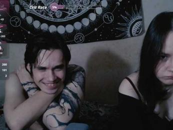 murmurmeow666 — 在 bongacams 直播的网络摄像头模特