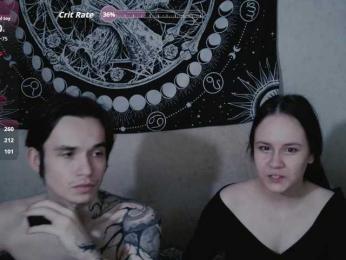 murmurmeow666 — 在 bongacams 直播的网络摄像头模特