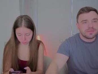 ihavepaws33 — 在 chaturbate 直播的网络摄像头模特