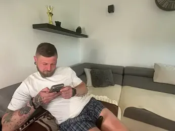 BonnyundClyde19 — 在 stripchat 直播的网络摄像头模特