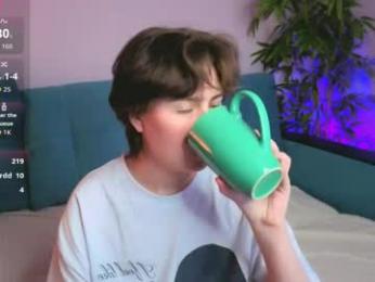 nanami_v02 — Chaturbate stream photo (Apr 2026)