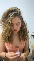 LaPerla — 在 cam4 直播的网络摄像头模特