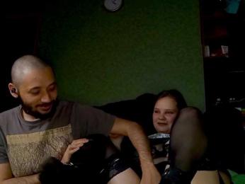 YourSweetPiggy — 在 bongacams 直播的网络摄像头模特