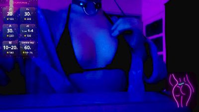 whorekinga — 在 cam4 直播的网络摄像头模特