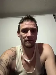 Stillhard8925 — Stripchat stream photo (Dec 2025)