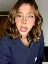 miarose- — Stripchat stream photo (Sep 2025)