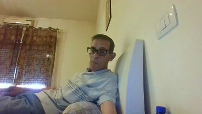 antonello53hot — 在 cam4 直播的网络摄像头模特