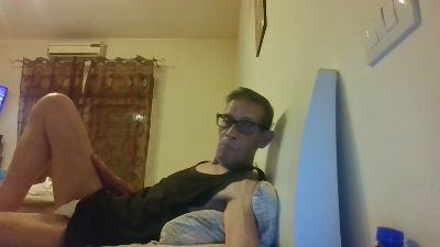 antonello53hot — 在 cam4 直播的网络摄像头模特