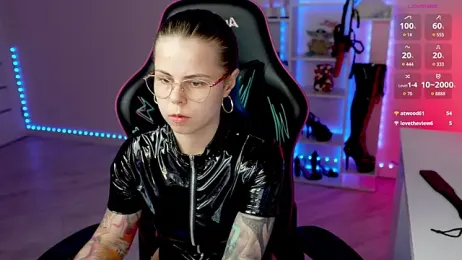 QueenAliceX — stripchat