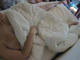 voyeurcam-julmodels-whitebed-4 — Camsoda stream photo (Jun 2026)