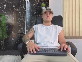 Allanx Ferrer — Flirt4free stream photo (Apr 2026)