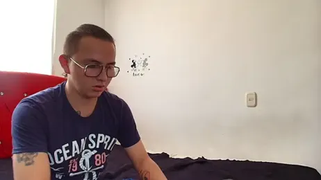 Husbands_Horny — Stripchat stream photo (Mar 2026)