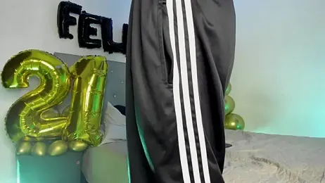 twinkDuohot — 在 stripchat 直播的网络摄像头模特