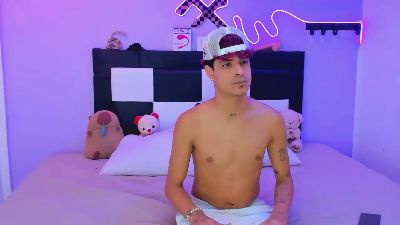 x_Guys_Lucky — Cam4 stream photo (Jun 2026)
