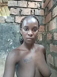Pretty_Barbie0 — 在 stripchat 直播的网络摄像头模特