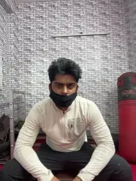 John_desihunk — 在 stripchat 直播的网络摄像头模特