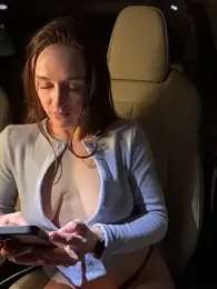 lunagirl13 — 在 stripchat 直播的网络摄像头模特