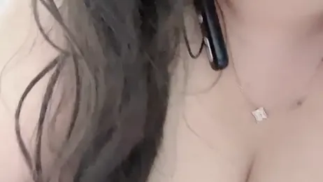 naibao-111 — 在 stripchat 直播的网络摄像头模特