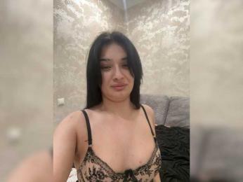 Caroline2000 — Bongacams stream photo (Mar 2026)