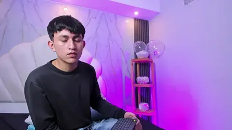 hoot_booys_ — Stripchat stream photo (Mar 2026)