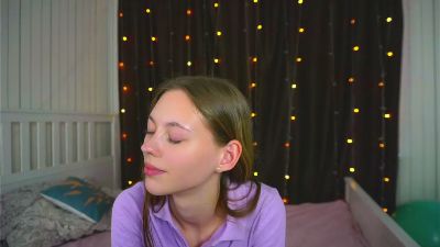 RessieCser — Cam4 stream photo (May 2026)