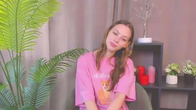 RessieCser — Cam4 stream photo (May 2026)