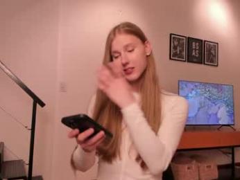 mira_lite — 在 chaturbate 直播的网络摄像头模特