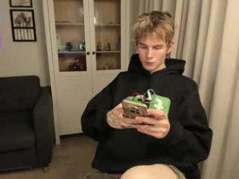 tim_milll — 在 chaturbate 直播的网络摄像头模特