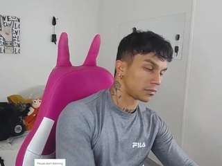 leonardprice1 — Camsoda stream photo (Apr 2026)