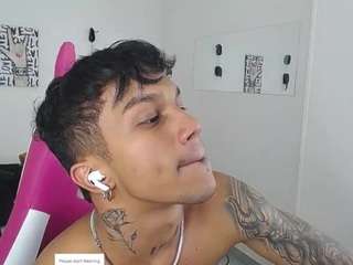 leonardprice1 — Camsoda stream photo (Apr 2026)