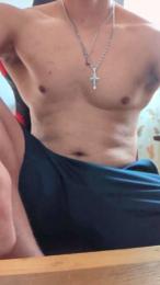 rooss080991 — 在 cam4 直播的网络摄像头模特