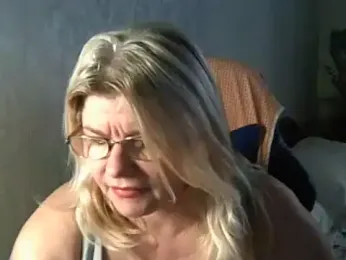 Diana_49 — Stripchat stream photo (Nov 2023)