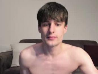 skinnyguywithbigd — 在 chaturbate 直播的网络摄像头模特