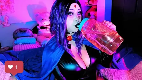 seraphine23 — 在 stripchat 直播的网络摄像头模特