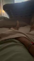 javi702 — 在 cam4 直播的网络摄像头模特