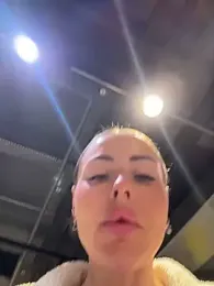 EmaSalis — Stripchat stream photo (Mar 2026)