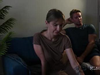 mel_collins — Chaturbate stream photo (Aug 2025)